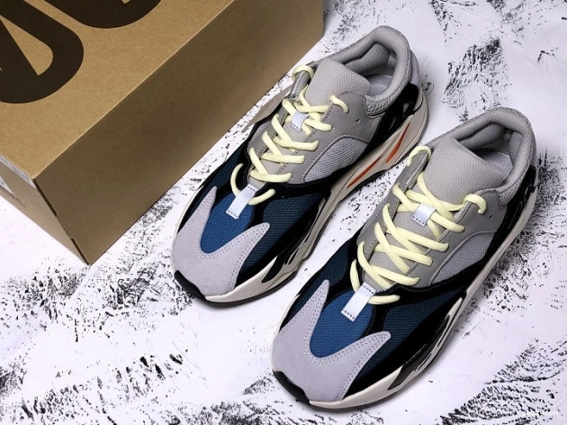 Adidas Runner Wave 700 B75571 Yeezy Boost 1112